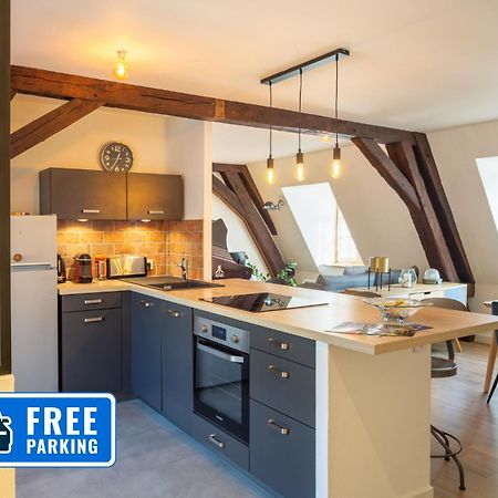 شقة Happy Loft - Centre Historique + Parking Prive بلْوا المظهر الخارجي الصورة